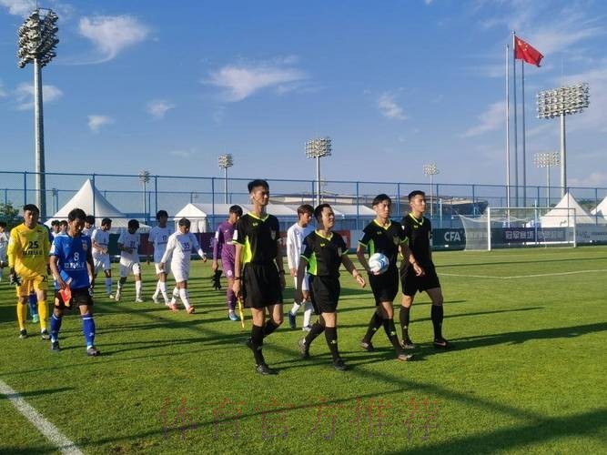 路克士成为中国足协百人精英计划官方装备供应商 路克士成为中国足协百人精英计划官方装备供应商